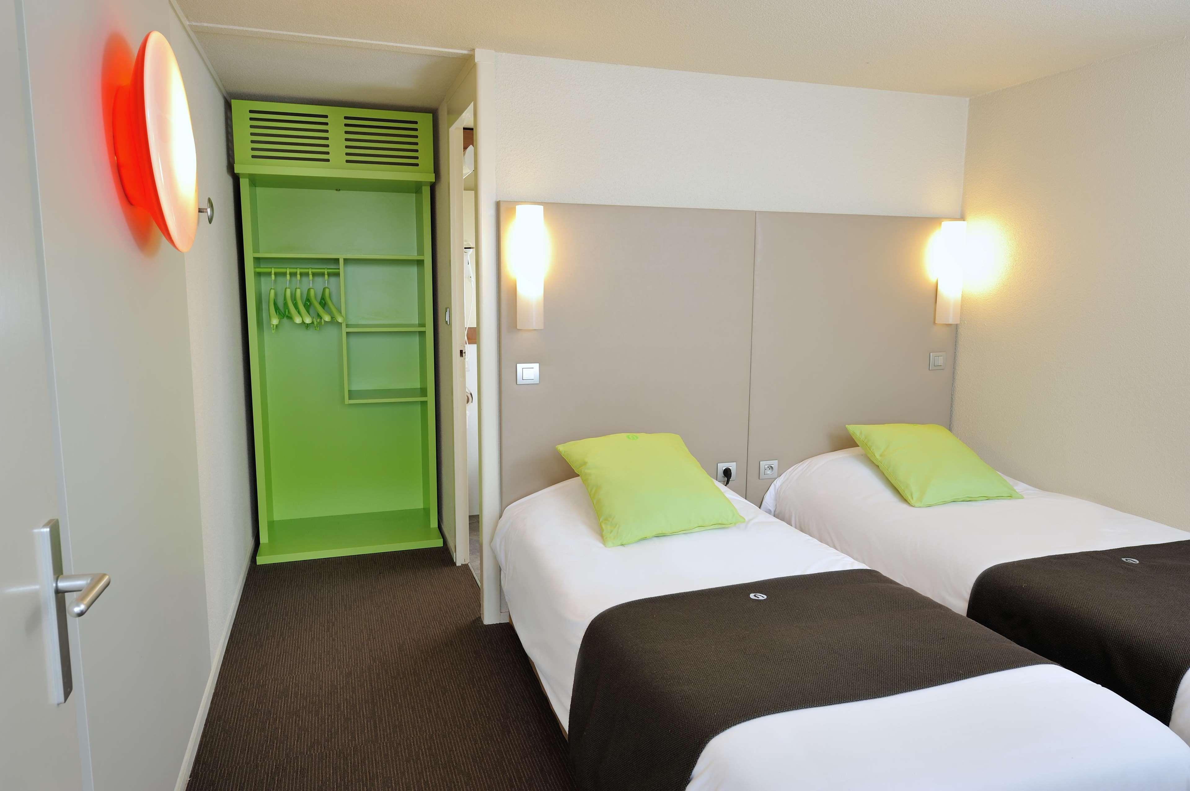 กัมปานีเล โลริออง ลานเตร์ Hotel ลาเนสแตร์ ภายนอก รูปภาพ